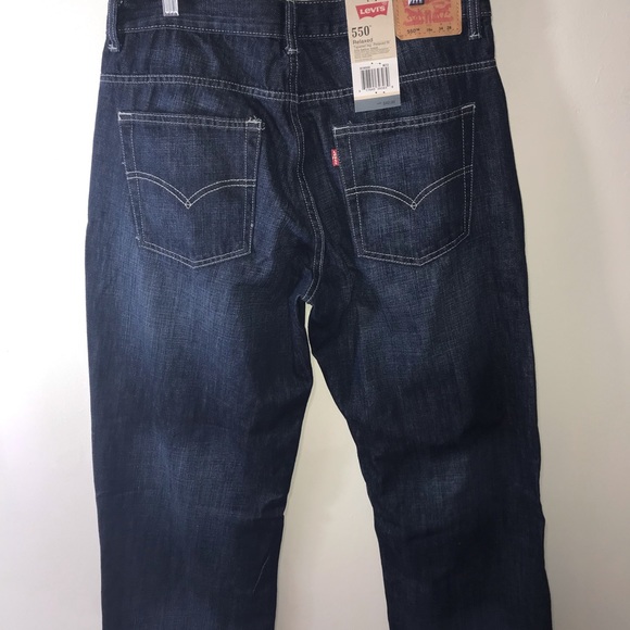 Levi’s 550 Jeans - Picture 6 of 8